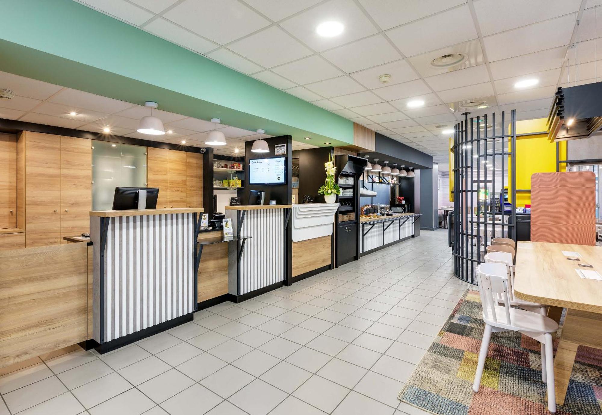 B&B Hotel Lille Centre Grand Palais Экстерьер фото