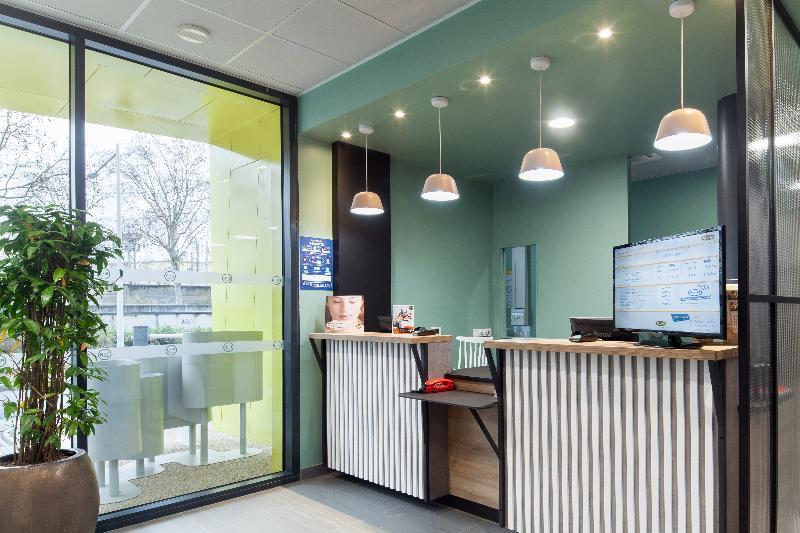 B&B Hotel Lille Centre Grand Palais Экстерьер фото